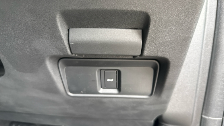 Land Rover Discovery Sport 2.0 D200 Dynamic SE 5dr Auto [5 Seat] Diesel Station Wagon